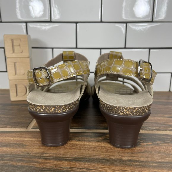 SAS Allegro Heel Strap Sandal Taupe Croc Print Patent Leather J3808432 Womens 5 - Picture 4 of 10